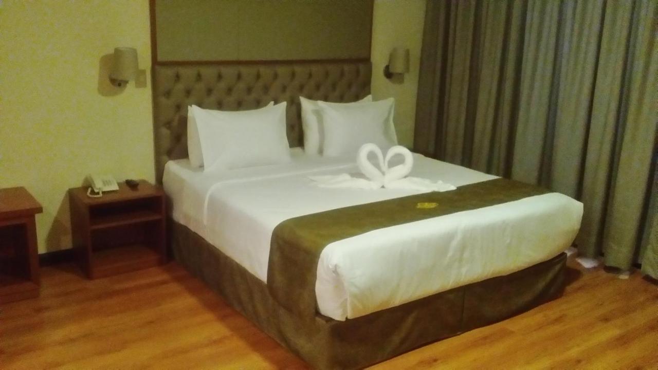 Hotel Candamo