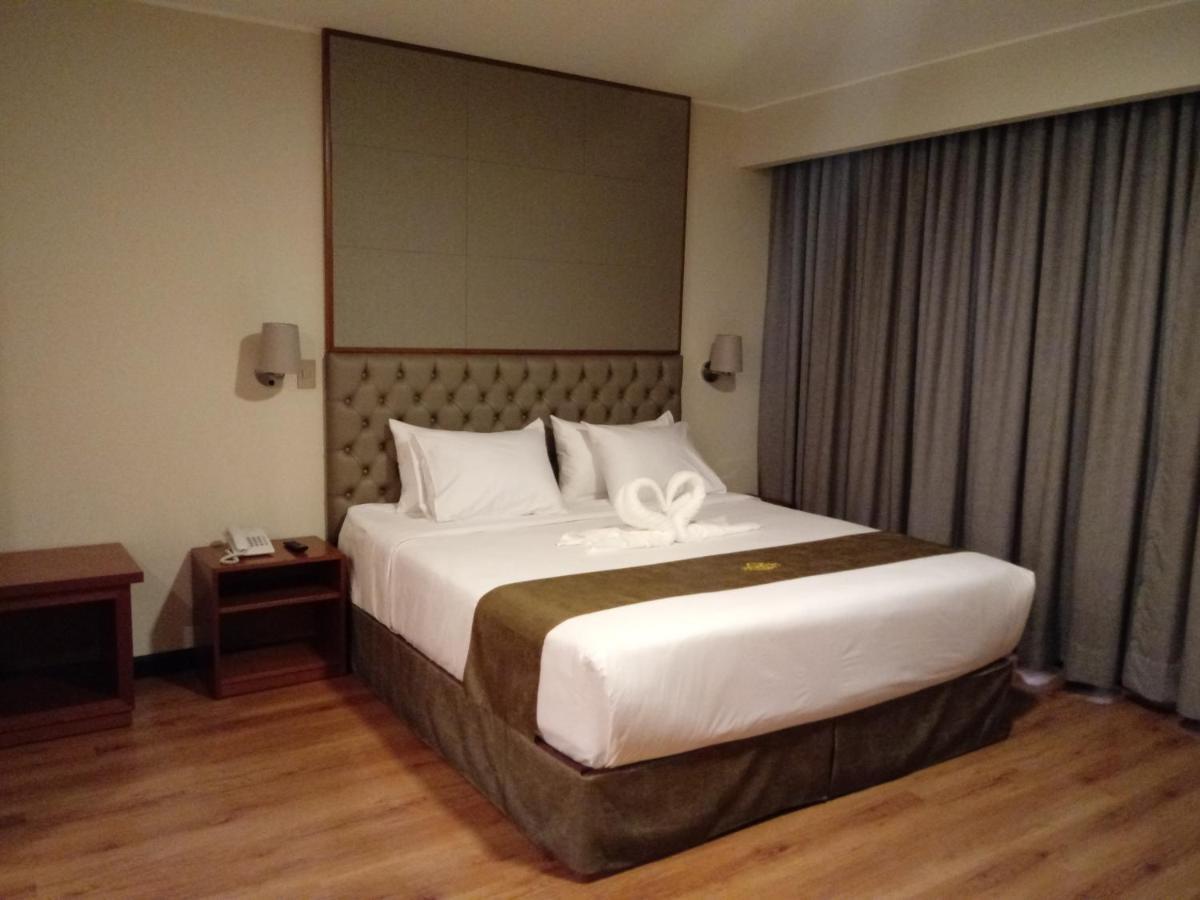 Candamo Hotel