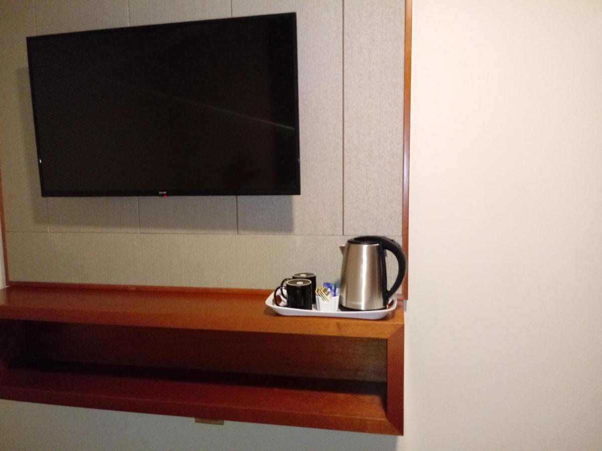 Candamo Hotel