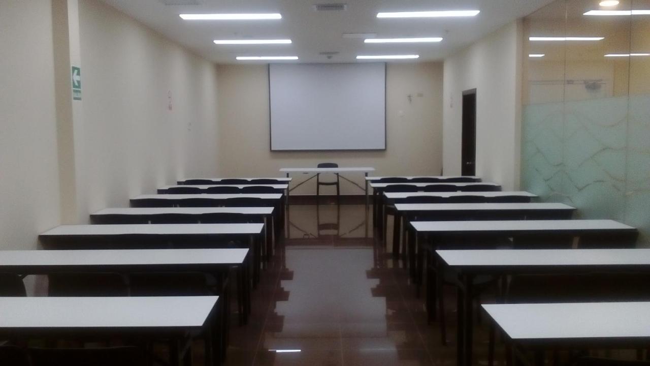 Candamo 3* Lima